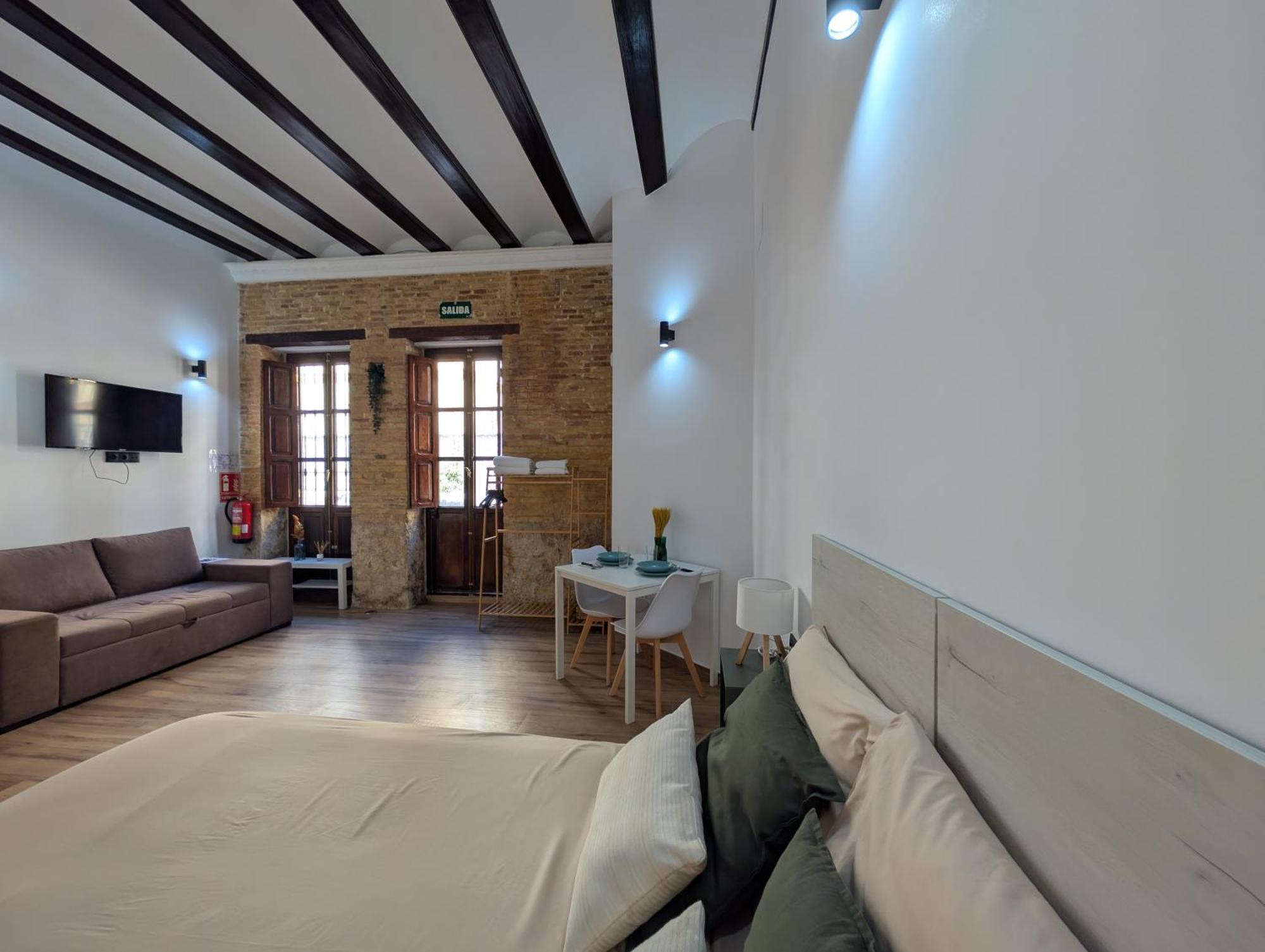 Las Arenas Suites 2 Playa Valencia Exteriör bild